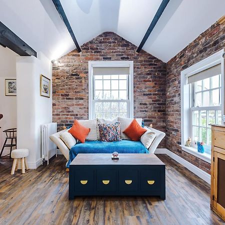 Belvedere House - Serene Countryside Escape - 4 Bedrooms Sleeps 8 Sandbach Kültér fotó