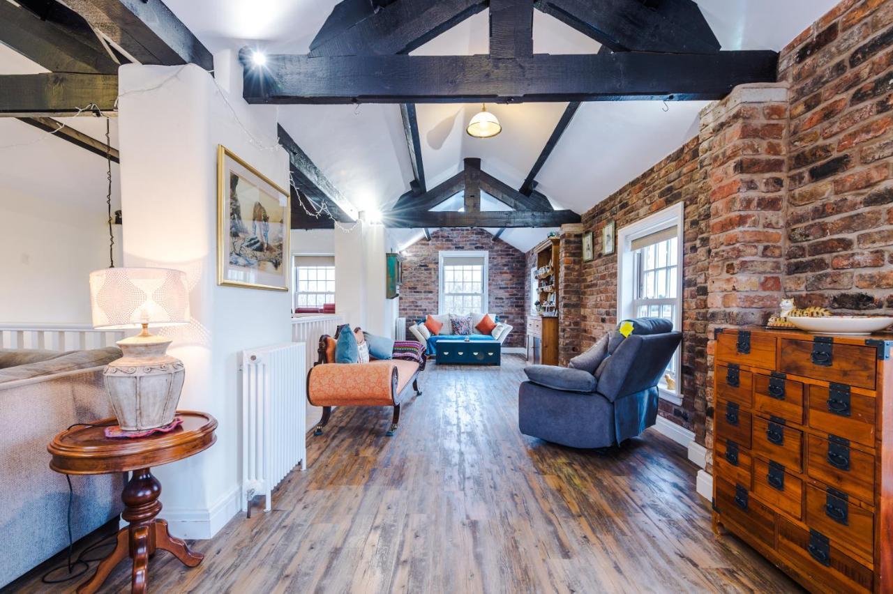 Belvedere House - Serene Countryside Escape - 4 Bedrooms Sleeps 8 Sandbach Kültér fotó