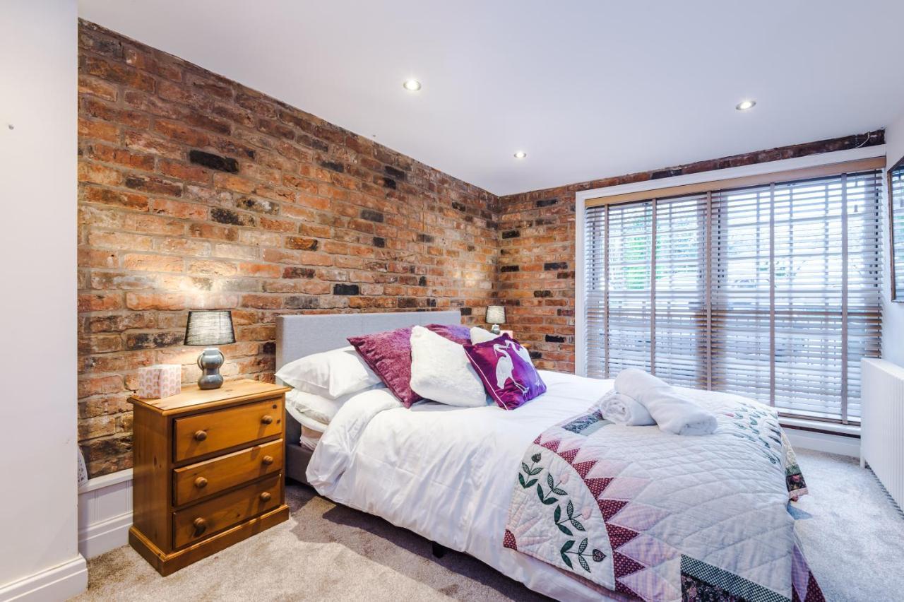 Belvedere House - Serene Countryside Escape - 4 Bedrooms Sleeps 8 Sandbach Kültér fotó